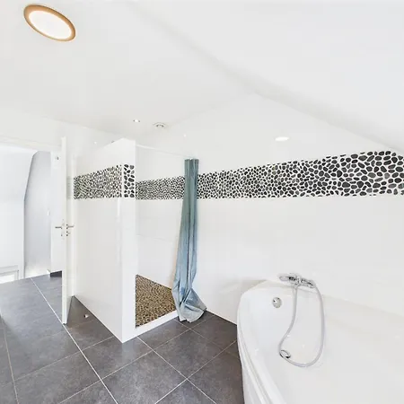 En Ardennes ! Дом отдыха